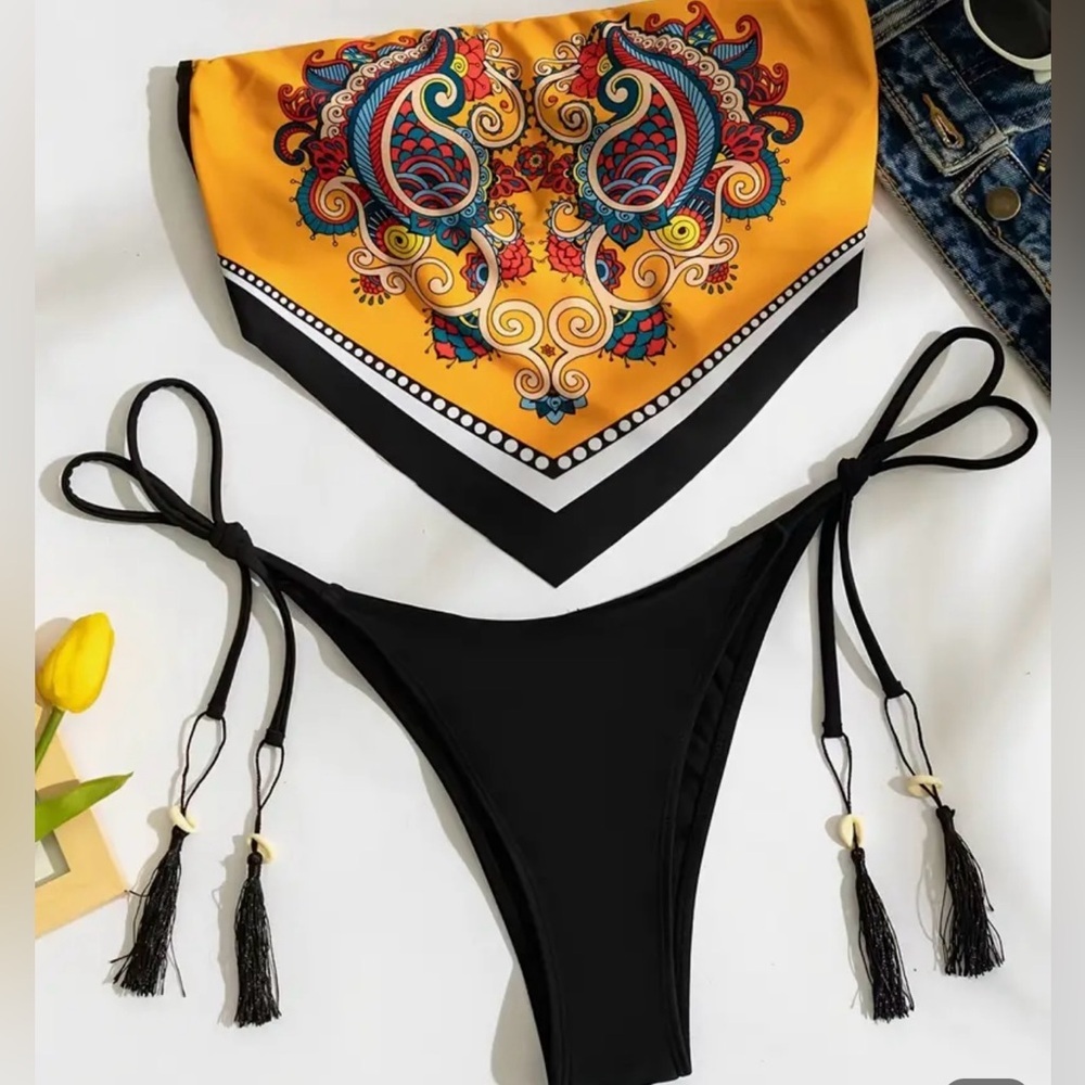 Paisley Print Bandeau Tassel Detail Side Tie Bikini Set - Picture 2 of 7